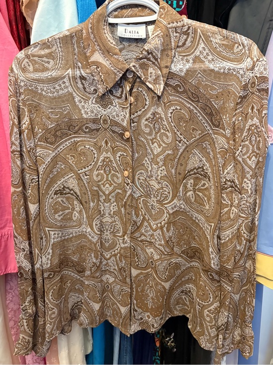 Dalia Tops - Vintage Dalia Paisley Button-up Shirt